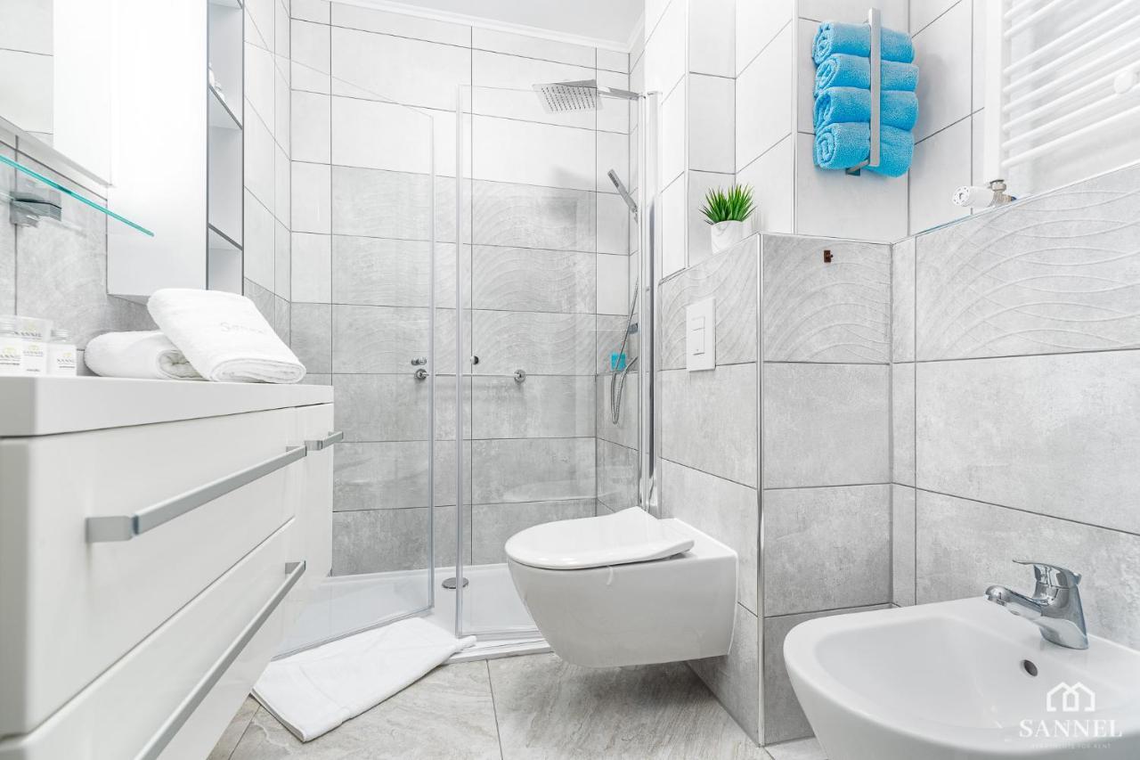 Apartament Lazure Przy Lesie-Sloneczne Tarasy Dziwnowek-Sannel Apartments For Rent 외부 사진